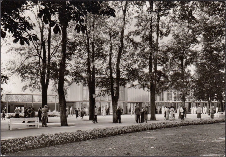 AK Bad Mergentheim, Wandelhalle, ungelaufen-datiert 1959