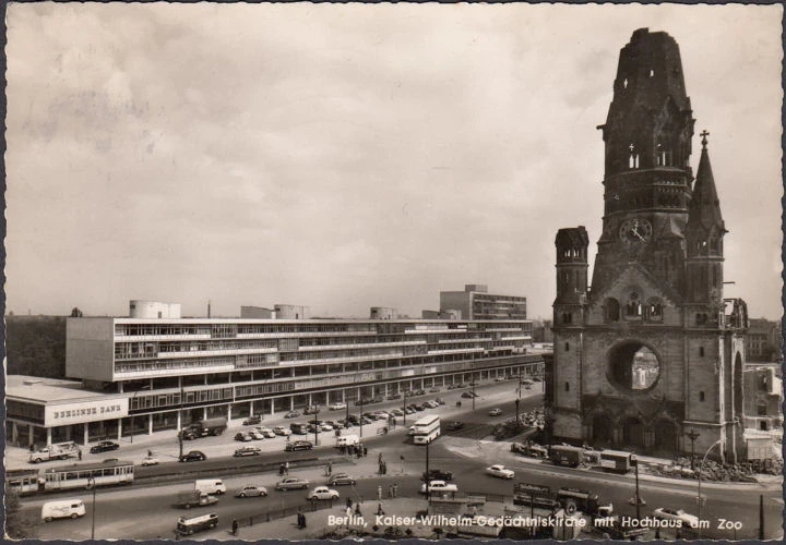 AK Berlin, Gedächtniskirche, Hochhaus, Berliner Bank, gelaufen 1958