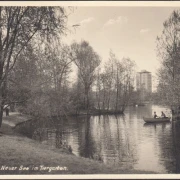 AK Berlin, Neuer See im Tiergarten, Ruderboot, gelaufen 1957