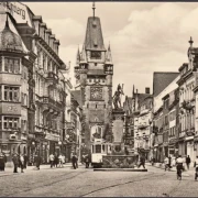 AK Freiburg, Kaiser Josefstraße, Apotheke, Straßenbahn, ungelaufen
