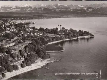 AK Friedrichshafen, Fliegeraufnahme, Strandbad, Schlosskirche, gelaufen 1955