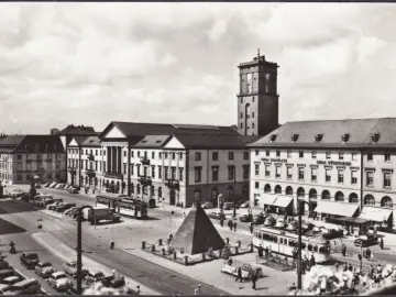 AK Karlsruhe, Sparkasse, Bücherei, Straßenbahn, Marktplatz, ungelaufen