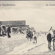 AK Dievenow, Am Strande, gelaufen 1906