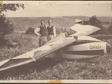 AK Segelflugzeug Weleda mit Edmund Kleiner und Lorenz Emmerling, gelaufen 1932