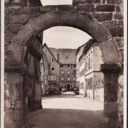 AK Eberbach, Tor zum Pfarrhof, gelaufen 1957